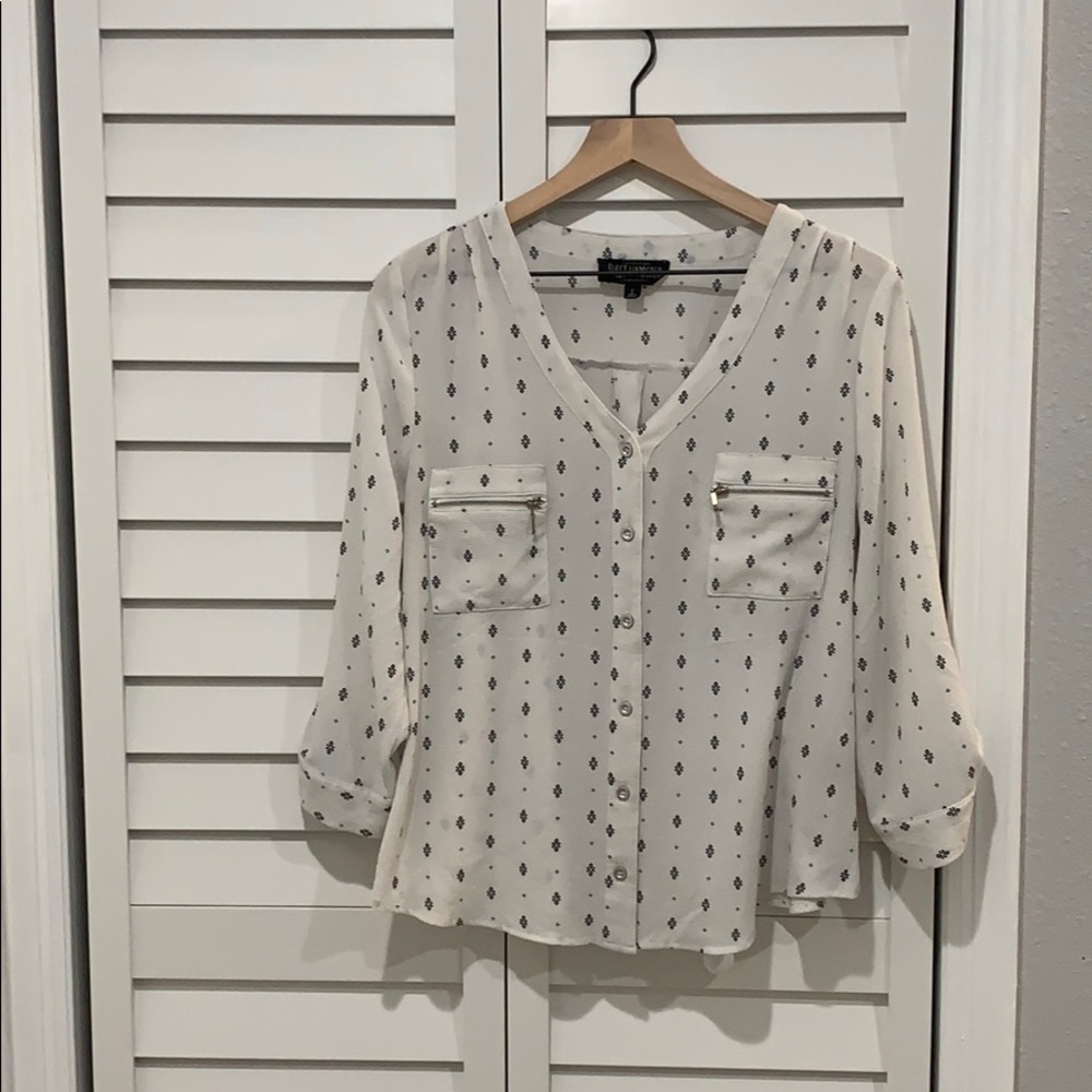 Sweet Wanderer white with black design top XL